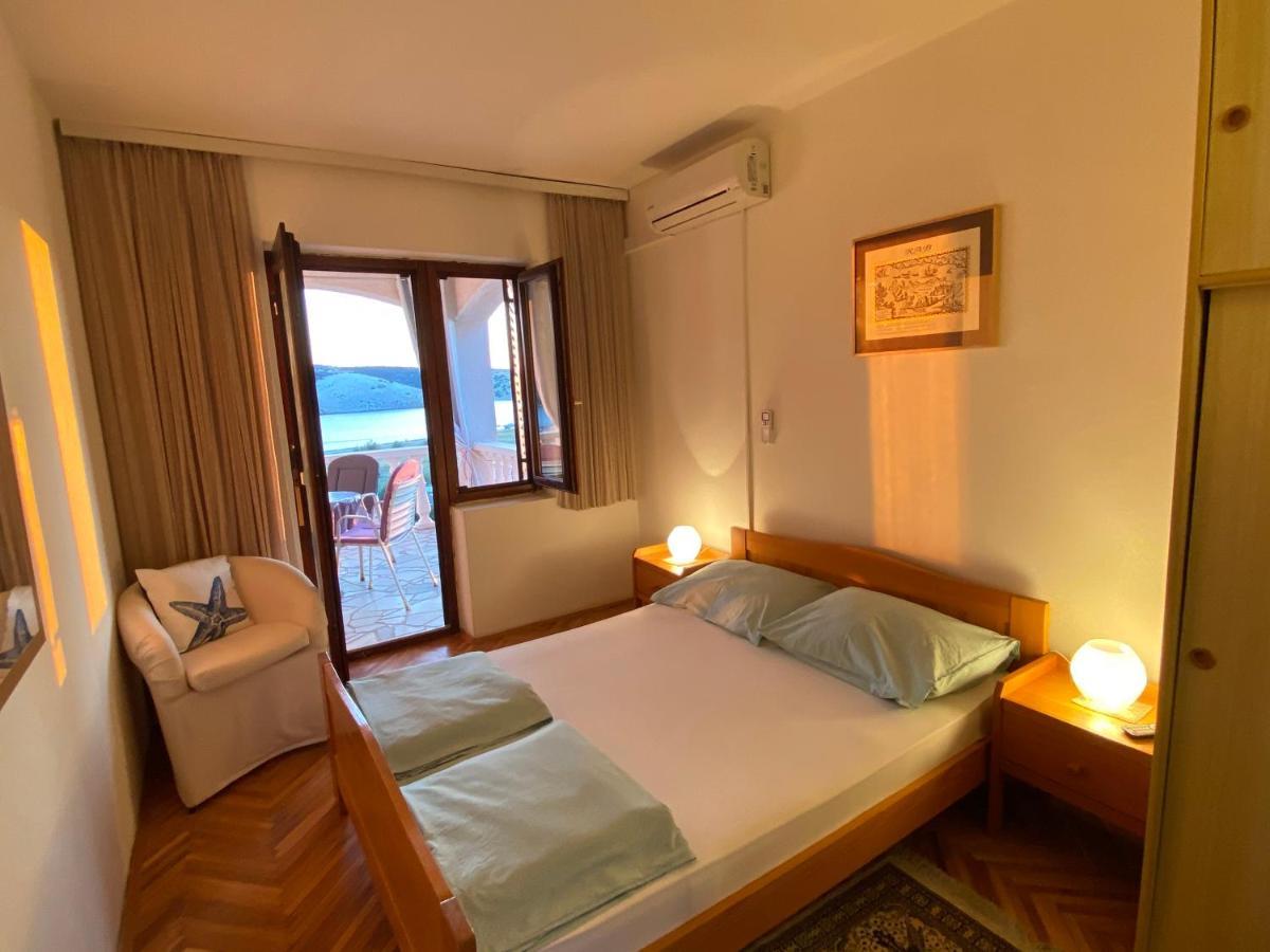 Apartments Stella-Dora Lopar Ngoại thất bức ảnh